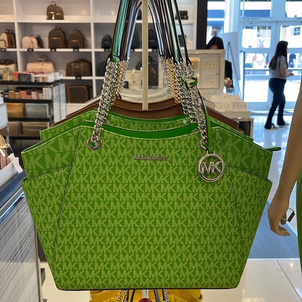 Michael Kors Jet Set Large Signature Logo Chain Shoulder Tote Bag
Jungle Green